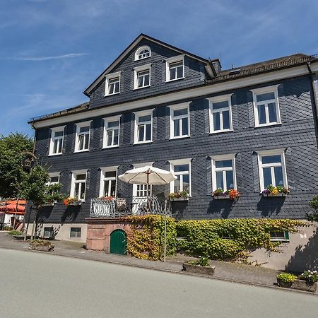 Hotel Alte Schule Бад-Берлебург Экстерьер фото
